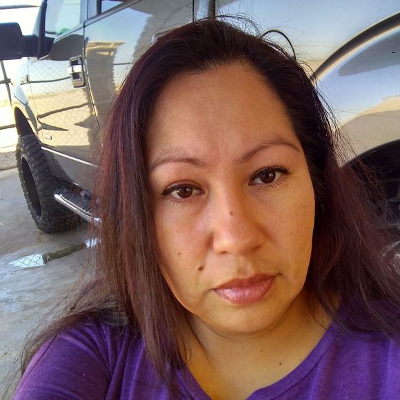 Meet your Posher, Janet - Picture 1 of 1